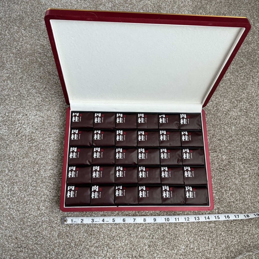 Cinnamon tea box gift set Red and White Tea Box Chinese tea - Picture 7 of 8